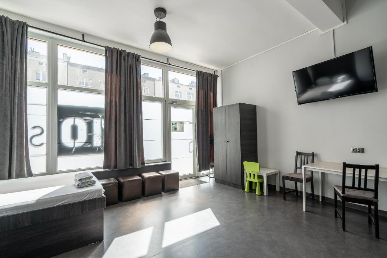 110Hostel グディニャ エクステリア 写真