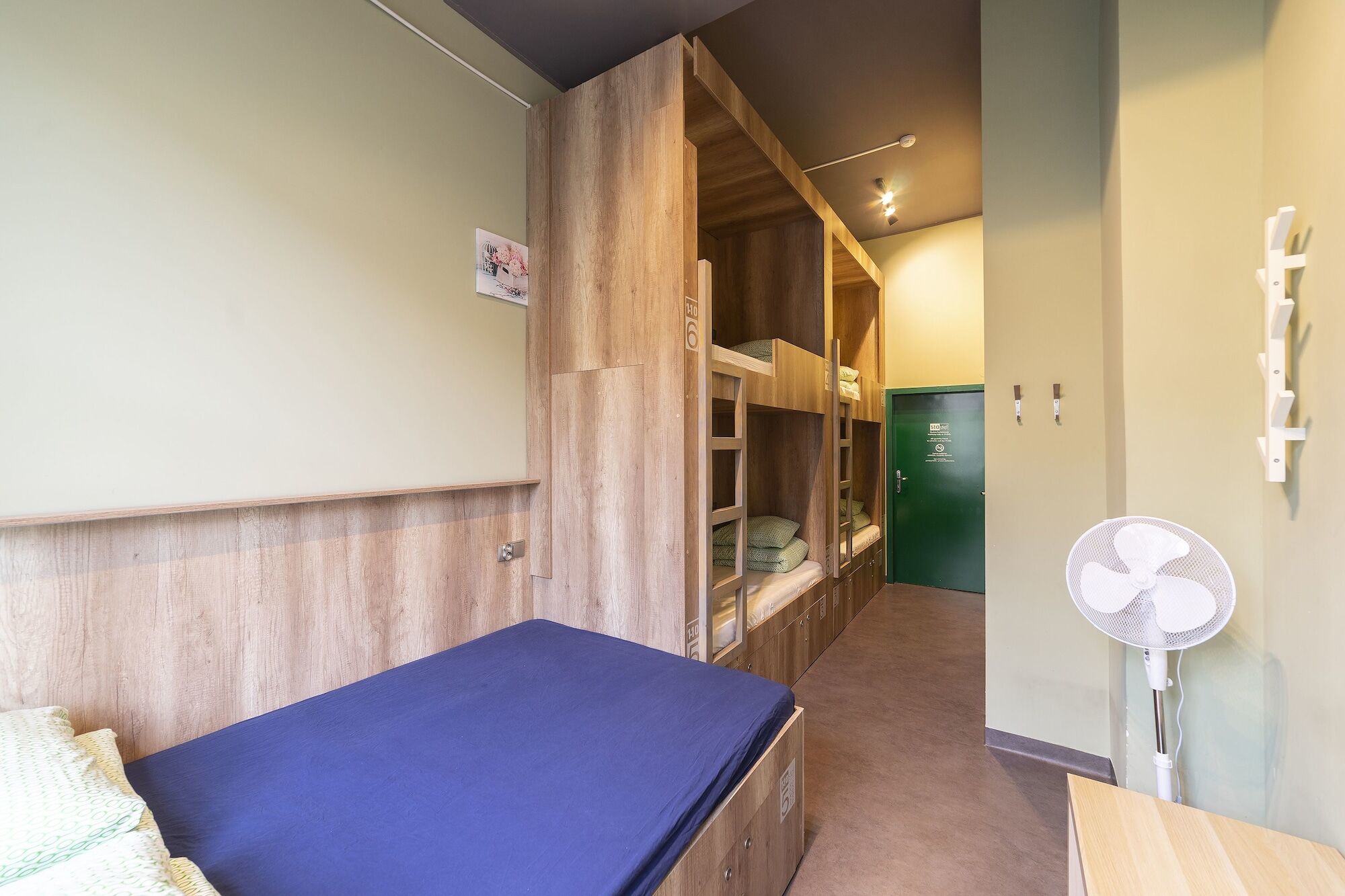 110Hostel グディニャ エクステリア 写真